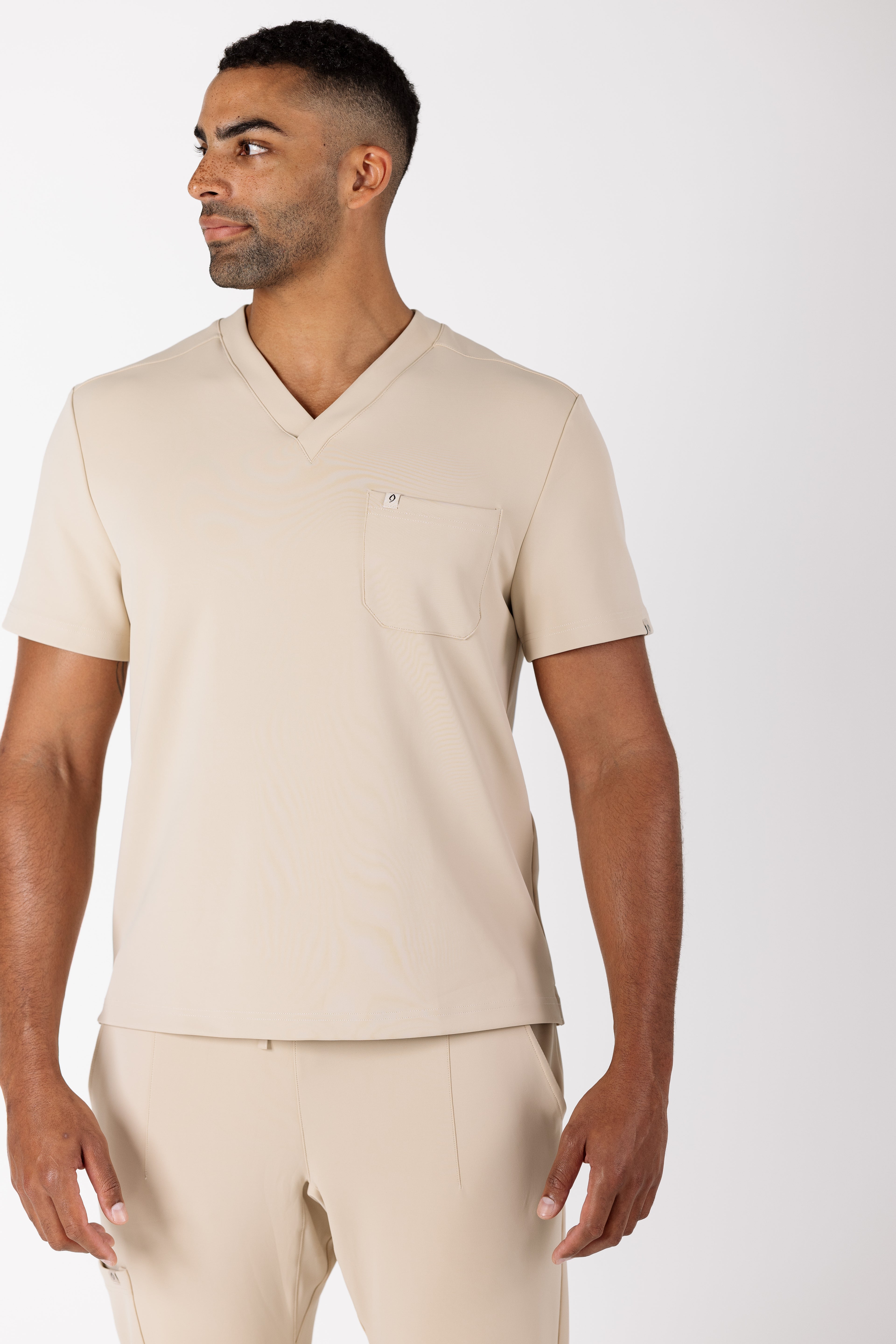 Roberto Core Top men's premium scrub top in Desert Dune
